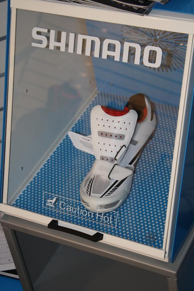 shimano r320 shoes